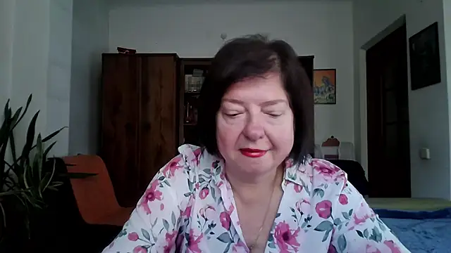 Snapshot of Violet_Pulse chatting on 31, 10, 2025 Violet Pulse online show from 31, 10, 2025