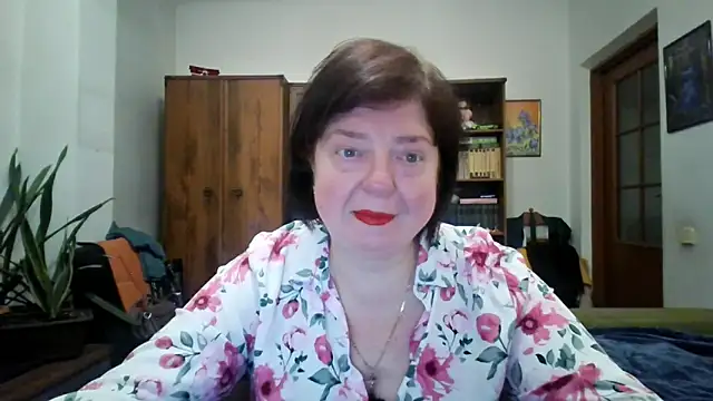 Violet Pulse online show from 2, 3, 2026