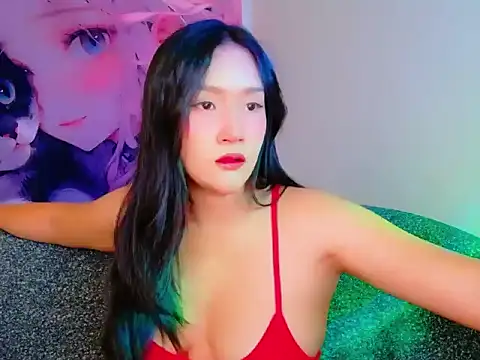 Snapshot of Lalacream12 chatting on 13, 10, 2025 Lalacream12 online show from 13, 10, 2025