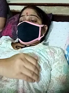 Cute-Charvii online show from 30, 10, 2025