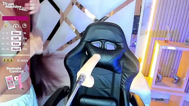 Snapshot of mia_tf chatting on 4, 12, 2025 mia tf online show from 4, 12, 2025