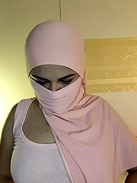 Snapshot of sahara1_ chatting on 8, 10, 2025 sahara1 online show from 8, 10, 2025