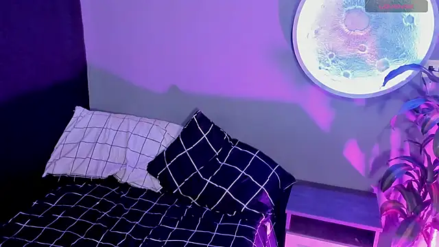 Snapshot of Emmy__Smith chatting on 23, 11, 2025 Emmy Smith online show from 23, 11, 2025