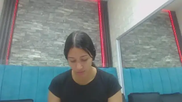 Snapshot of Lil_Rose2006 chatting on 28, 10, 2025 Lil Rose2006 online show from 28, 10, 2025