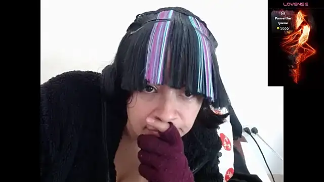 Snapshot of Acelinrose chatting on 9, 10, 2025 Acelinrose online show from 9, 10, 2025