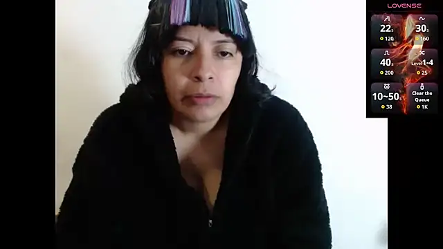 Snapshot of Acelinrose chatting on 11, 10, 2025 Acelinrose online show from 11, 10, 2025