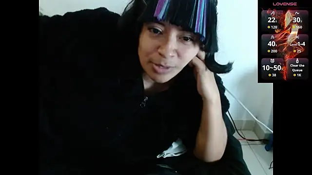 Snapshot of Acelinrose chatting on 13, 10, 2025 Acelinrose online show from 13, 10, 2025