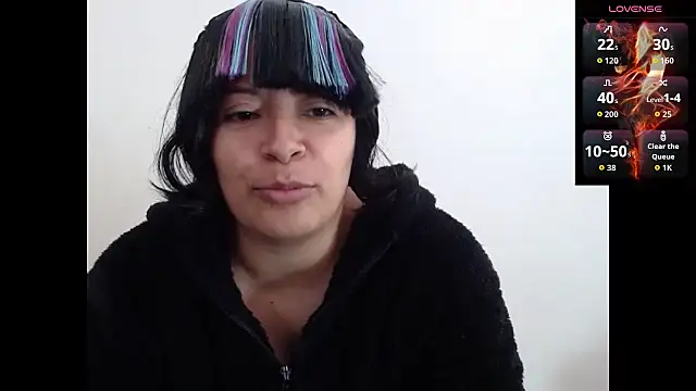 Snapshot of Acelinrose chatting on 14, 10, 2025 Acelinrose online show from 14, 10, 2025