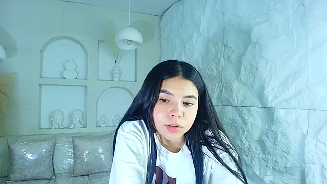 ambarina r online show from 2, 11, 2025