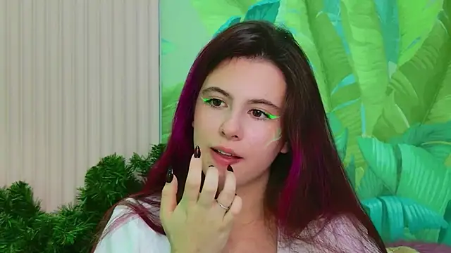 Akira Halls online show from 21, 12, 2025