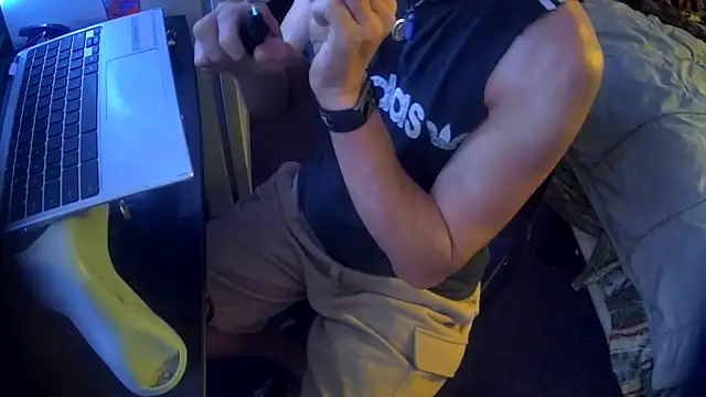 Snapshot of andrewspencer6969 chatting on 2, 11, 2025 andrewspencer6969 online show from 2, 11, 2025