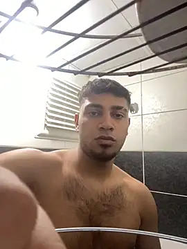 Snapshot of astoperaa chatting on 29, 10, 2025 astoperaa online show from 29, 10, 2025