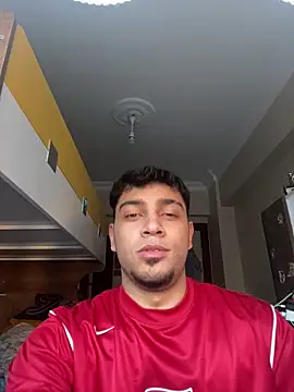 Snapshot of astoperaa chatting on 18, 12, 2025 astoperaa online show from 18, 12, 2025