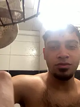 Snapshot of astoperaa chatting on 15, 1, 2026 astoperaa online show from 15, 1, 2026