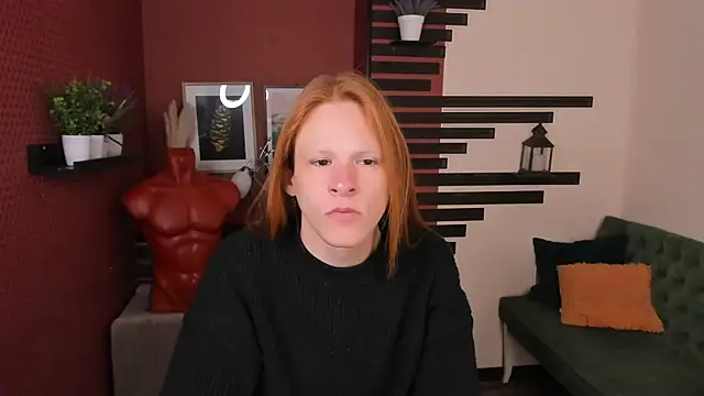 ChloeValentinee online show from 13, 10, 2025