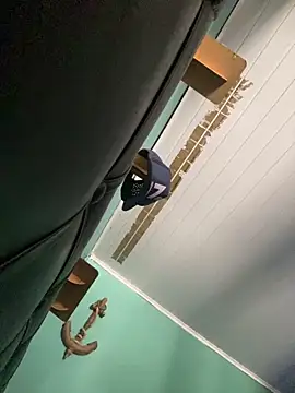 Ayla wiens online show from 16, 12, 2025