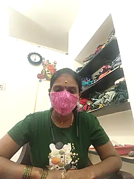 Snapshot of Tamil_Yalini12 chatting on 13, 10, 2025 Tamil Yalini12 online show from 13, 10, 2025