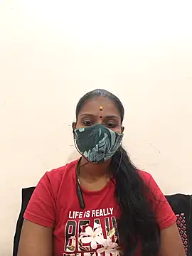 Snapshot of Tamil_Yalini12 chatting on 28, 10, 2025 Tamil Yalini12 online show from 28, 10, 2025