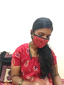 Snapshot of Tamil_Yalini12 chatting on 19, 11, 2025 Tamil Yalini12 online show from 19, 11, 2025