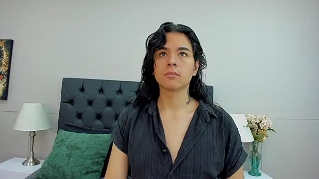 Snapshot of Angel_Dustts chatting on 12, 10, 2025 Angel Dustts online show from 12, 10, 2025
