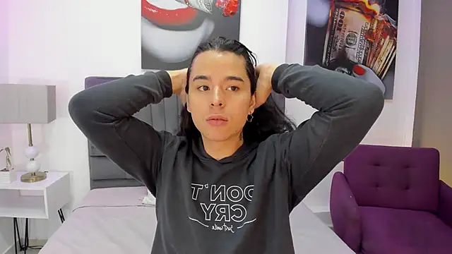 Angel Dustts online show from 5, 11, 2025