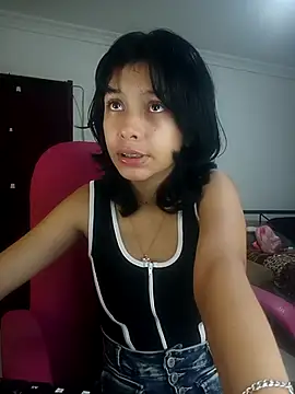 Snapshot of xoxo_milk chatting on 11, 11, 2025 xoxo milk online show from 11, 11, 2025