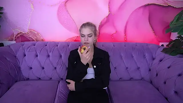 AlinaLiii online show from 27, 11, 2025