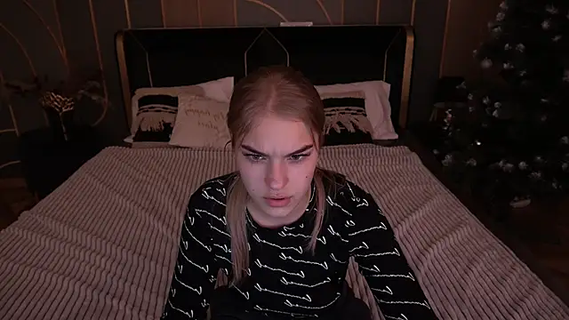 AlinaLiii online show from 14, 1, 2026