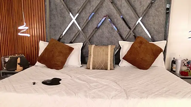 Dafne  Ruiz online show from 22, 10, 2025