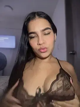 Valery lux16 online show from 5, 7, 2026
