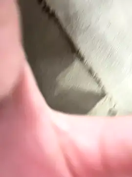 Snapshot of Lolalopez746 chatting on 20, 12, 2025 Lolalopez746 online show from 20, 12, 2025