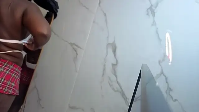 Soffia b online show from 23, 10, 2025