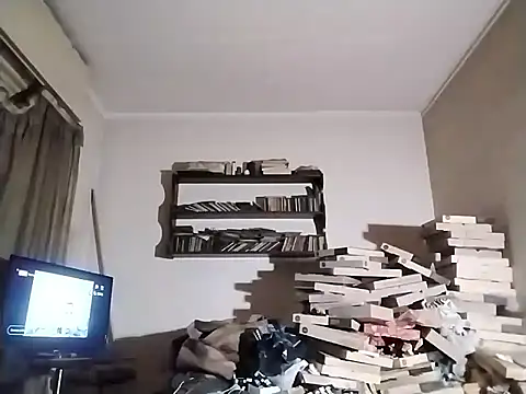 Snapshot of Danielle57_ chatting on 11, 11, 2025 Danielle57 online show from 11, 11, 2025