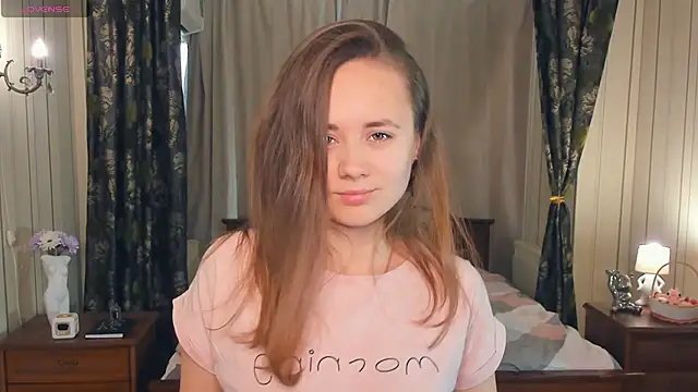 Snapshot of Crysta1Eva_ chatting on 31, 10, 2025 Crysta1Eva online show from 31, 10, 2025