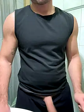 Snapshot of giovan2020 chatting on 4, 12, 2025 giovan2020 online show from 4, 12, 2025