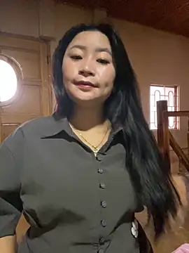 Snapshot of violet-00 chatting on 24, 10, 2025 violet-00 online show from 24, 10, 2025