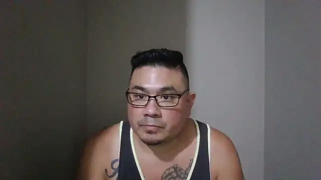 Snapshot of TheChino69 chatting on 1, 10, 2025 TheChino69 online show from 1, 10, 2025