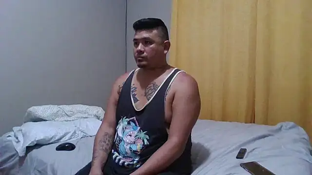Snapshot of TheChino69 chatting on 2, 10, 2025 TheChino69 online show from 2, 10, 2025