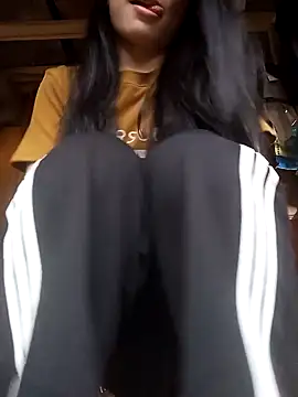 Snapshot of Suny_babyy chatting on 29, 9, 2025 Suny babyy online show from 29, 9, 2025