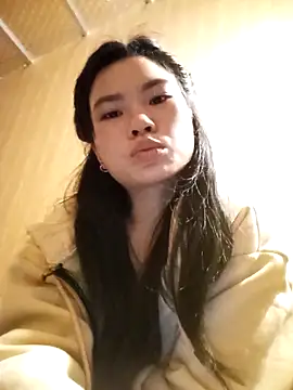 Snapshot of Suny_babyy chatting on 11, 11, 2025 Suny babyy online show from 11, 11, 2025