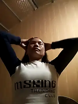 Snapshot of Suny_babyy chatting on 11, 11, 2025 Suny babyy online show from 11, 11, 2025