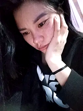 Snapshot of Suny_babyy chatting on 14, 12, 2025 Suny babyy online show from 14, 12, 2025