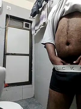 Snapshot of Karthk1010D chatting on 23, 9, 2025 Karthk1010D online show from 23, 9, 2025