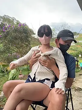 Snapshot of helen-my chatting on 10, 11, 2025 helen-my online show from 10, 11, 2025