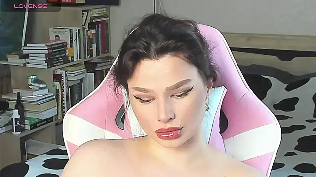 Snapshot of bbJ_one chatting on 14, 6, 2026 bbJ one online show from 14, 6, 2026
