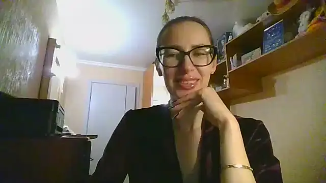 Snapshot of Norivann chatting on 28, 11, 2025 Norivann online show from 28, 11, 2025
