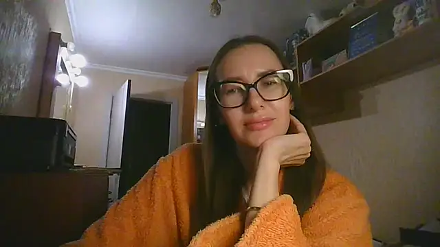Snapshot of Norivann chatting on 16, 12, 2025 Norivann online show from 16, 12, 2025