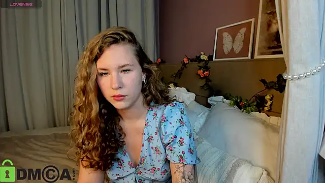 Snapshot of Elsie_Cutties chatting on 26, 9, 2025 Elsie Cutties online show from 26, 9, 2025