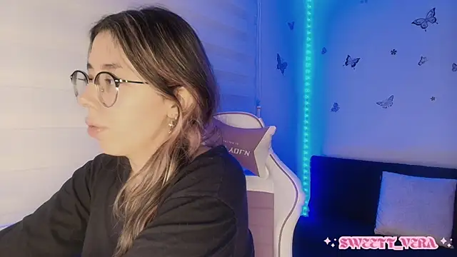 sweettvera online show from 25, 10, 2025