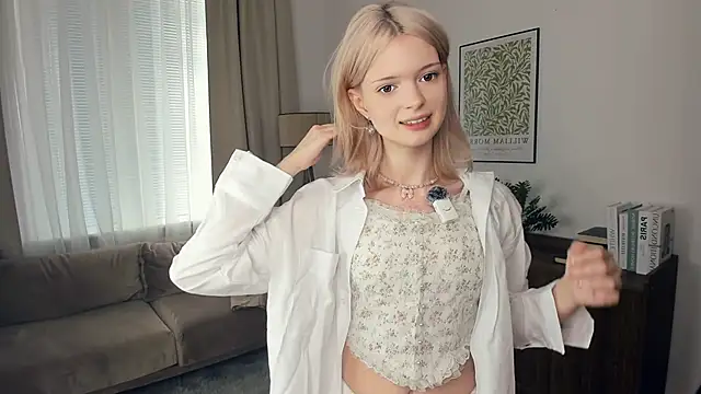 LaureMestler online show from 1, 10, 2025